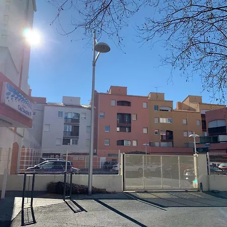Studio Cabine Vue Port - Clim - Wifi - Parking Prive Apartment *